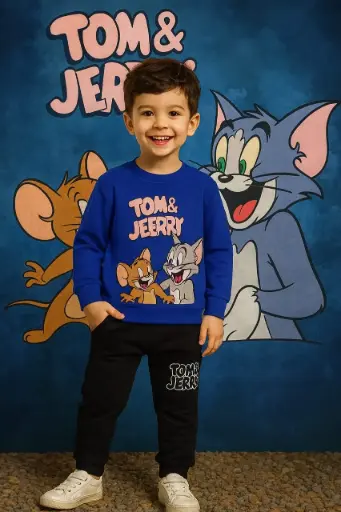 Sweatshirt with Trousers